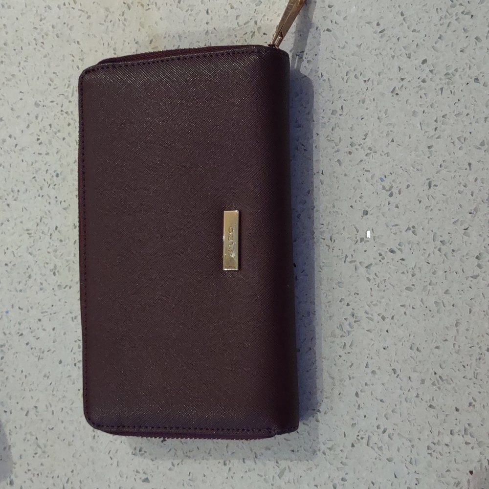 Beautiful purple wallet by Aldo 💜💜💜